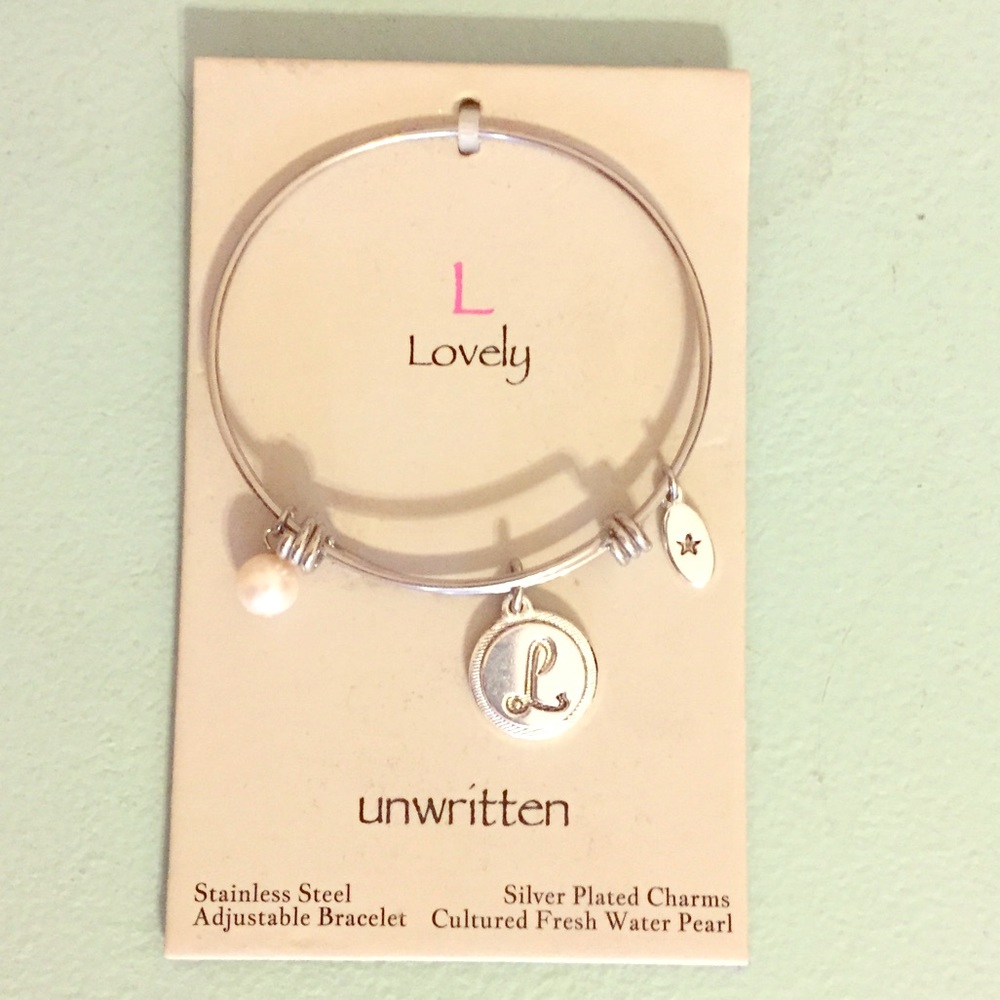 Silver ‘L’ charm bracelet by Unwritten
